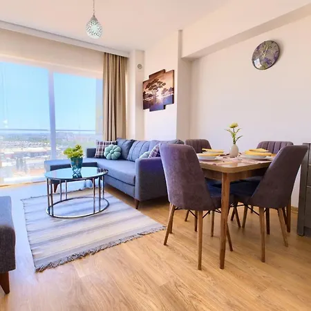 Apartment 1207 By Newinn *