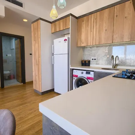 1207 By Newinn Apartment Antalya