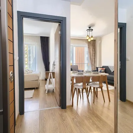 1207 By Newinn Apartment Antalya